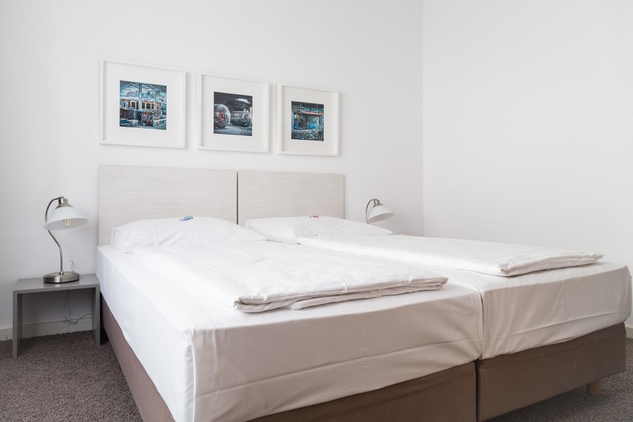 Max Hotel Duesseldorf Self-Check-In Ngoại thất bức ảnh