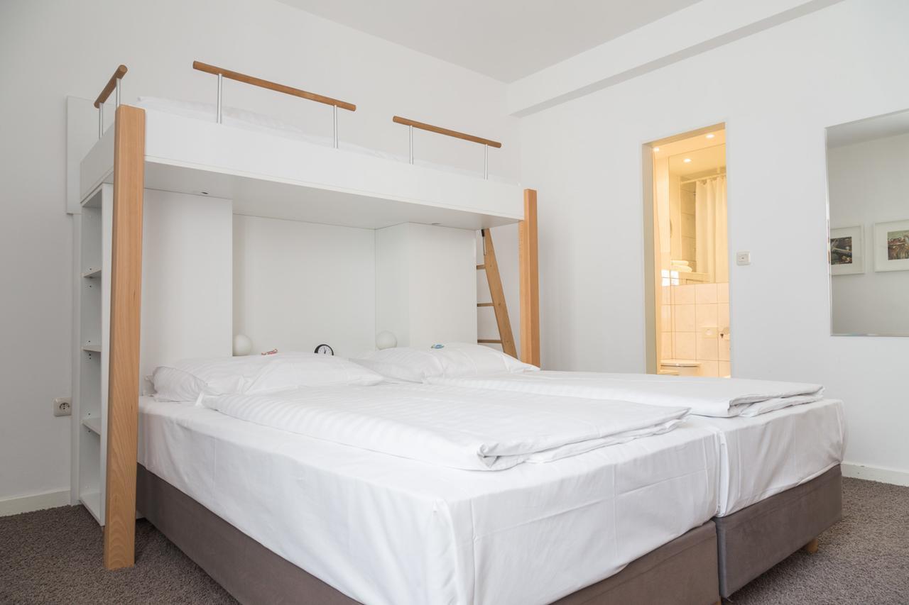 Max Hotel Duesseldorf Self-Check-In Ngoại thất bức ảnh